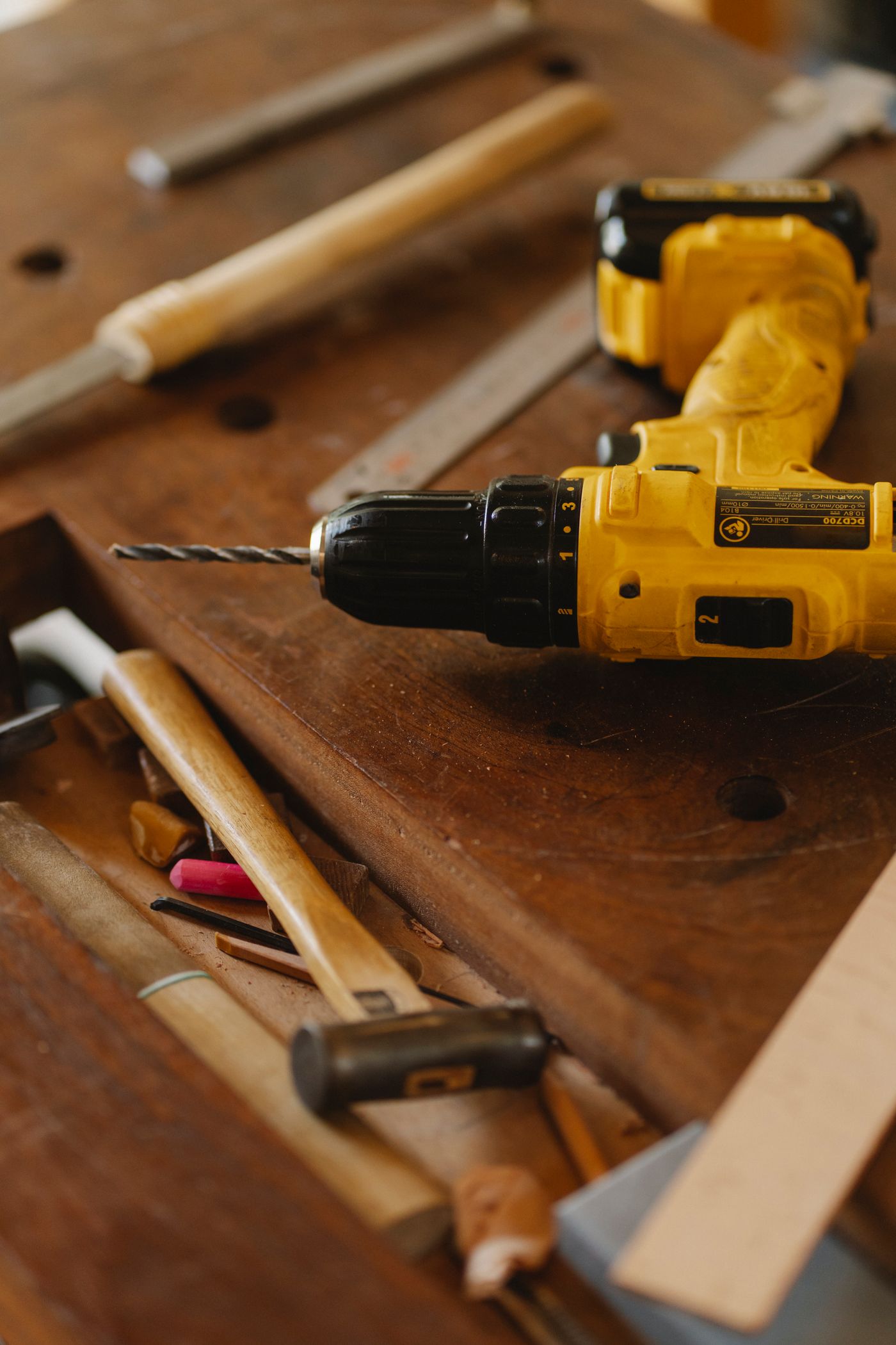 Cordless Screwdriver vs Drill: Stop Picking the Wrong Tool for Your Customers